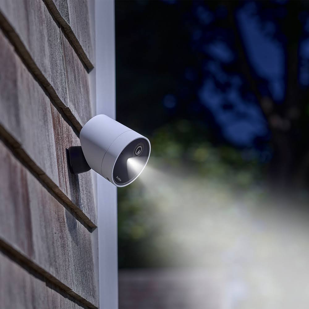 Wireless Outdoor Security Camera White X780505