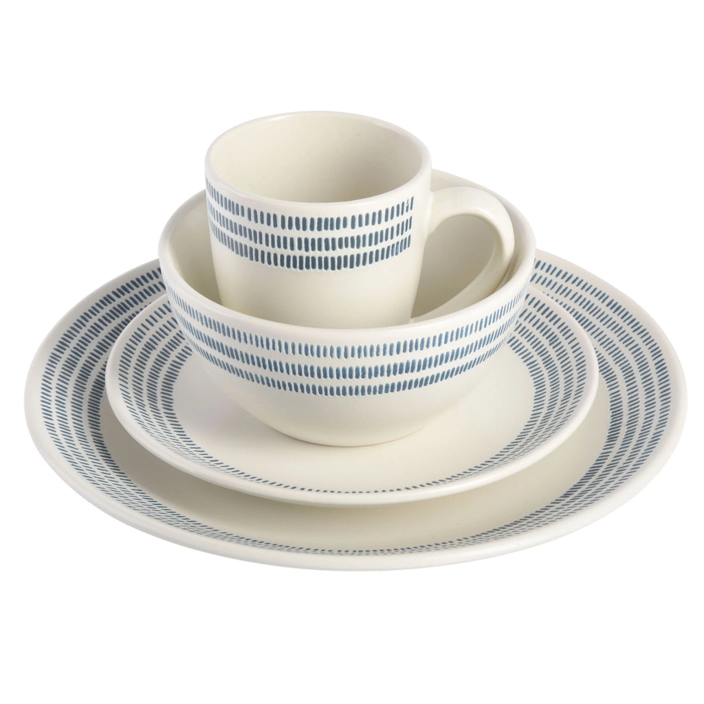 16-Piece White Stoneware Dinnerware Set I9871