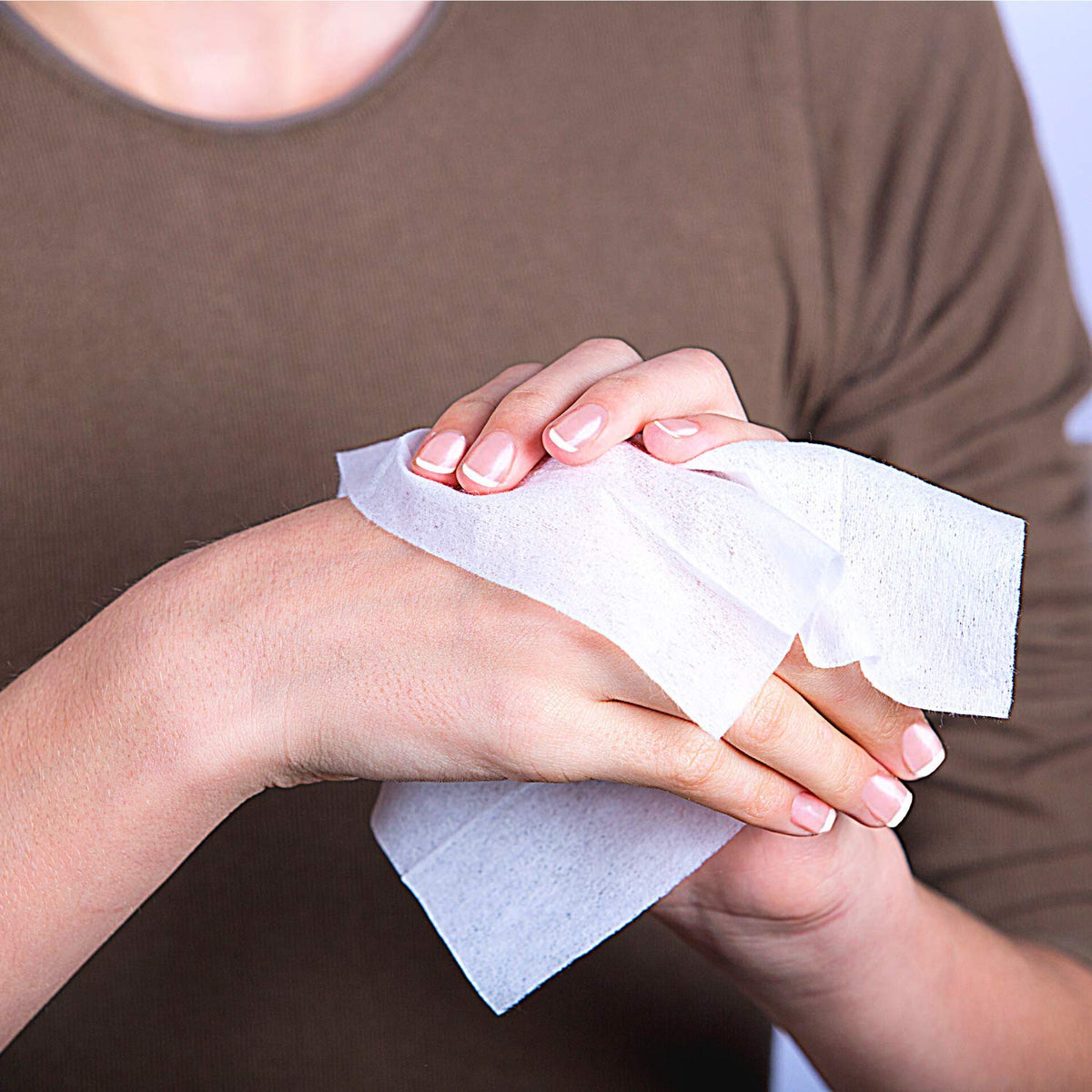 Hand Wipes 45 Wipes Per Canister Case of 6 Pack of 2 M67810