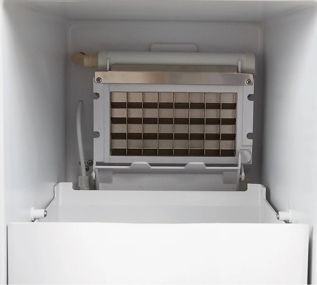 Compact Self-Contained Ice Machine O63955
