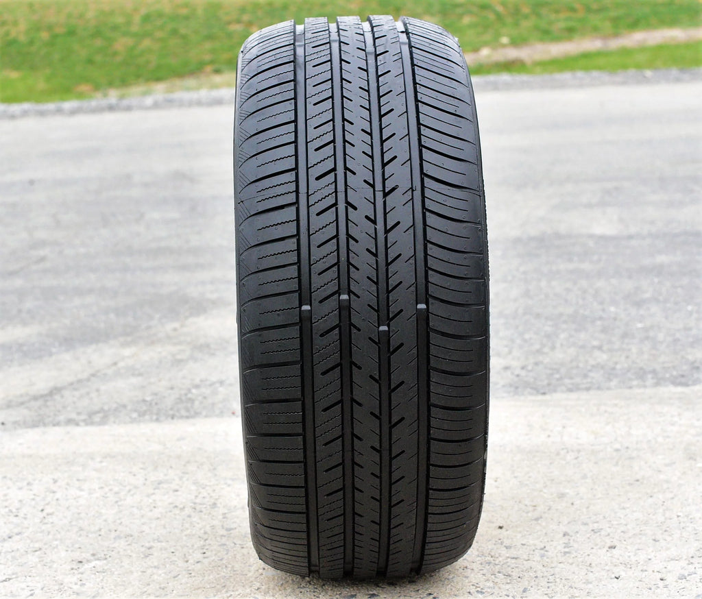 Set of 4 255/40R18 99Y XL High Performance Tires Y20603