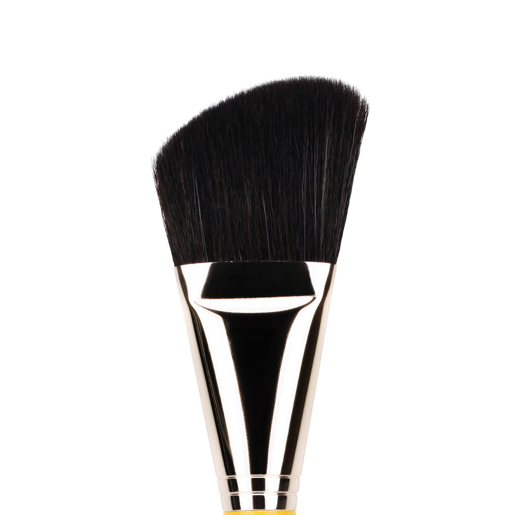 Angled Face Makeup Brush C377299