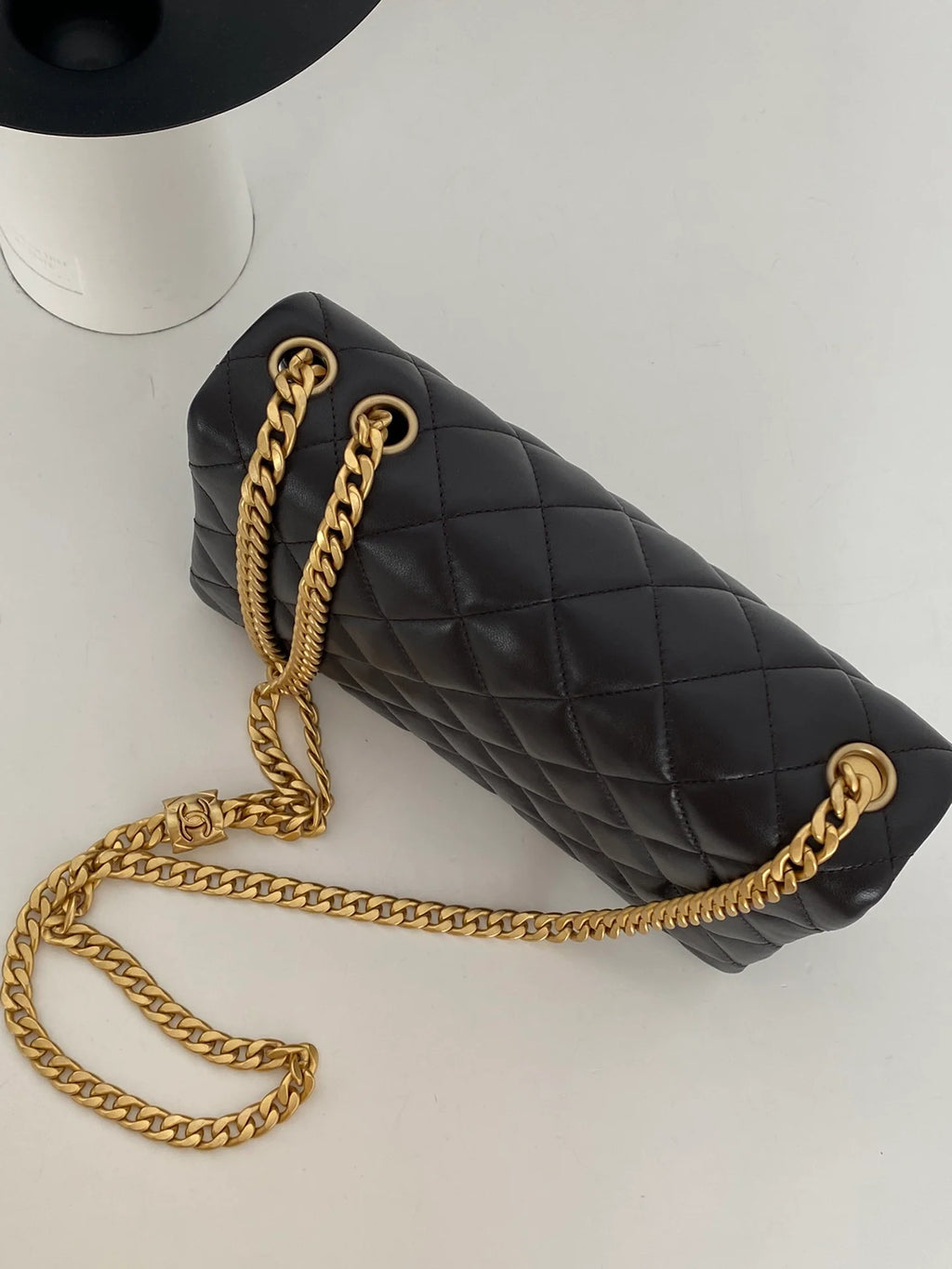 Black Small Flap Bag Q8882
