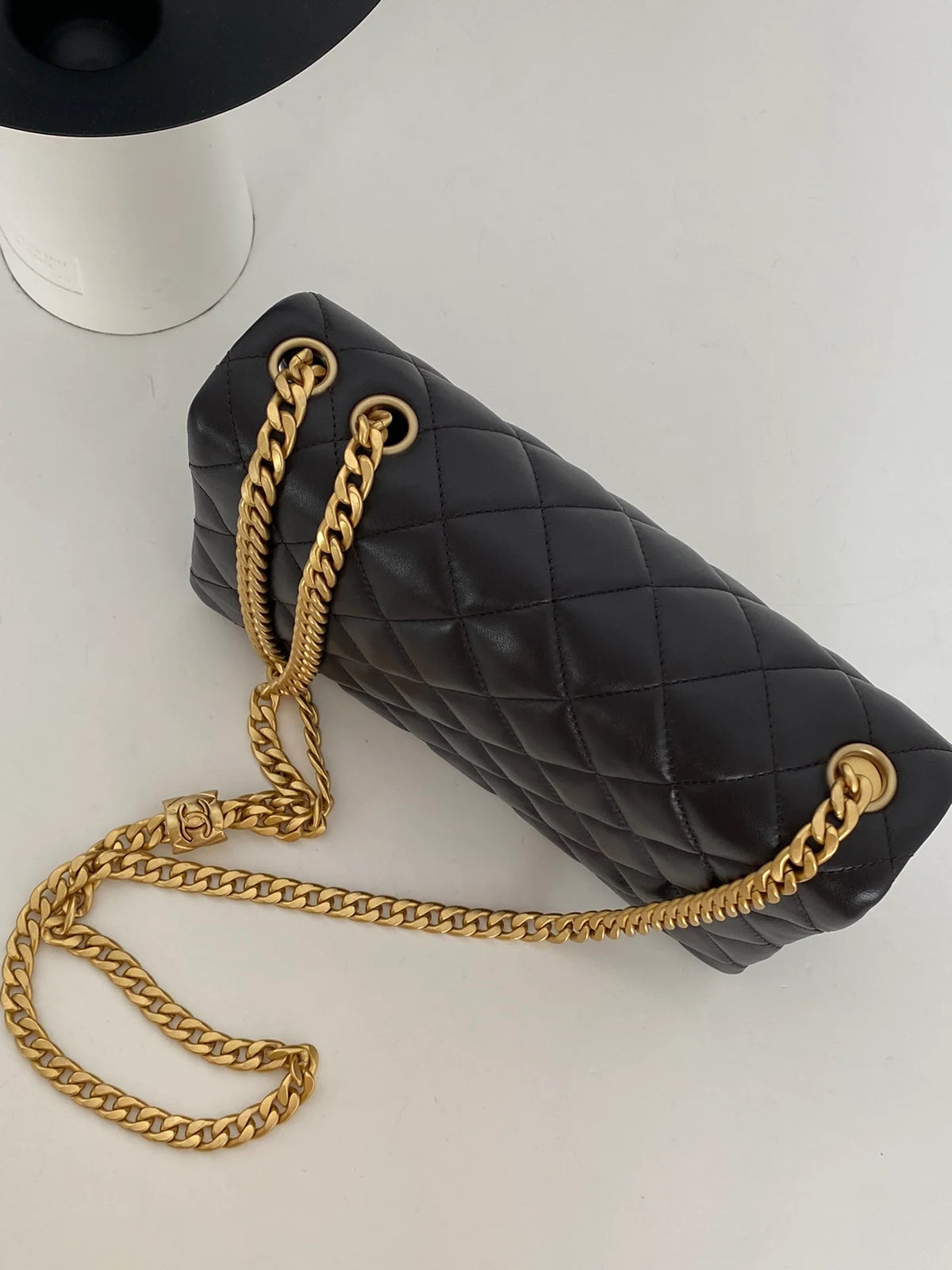 Black Small Flap Bag Q8882