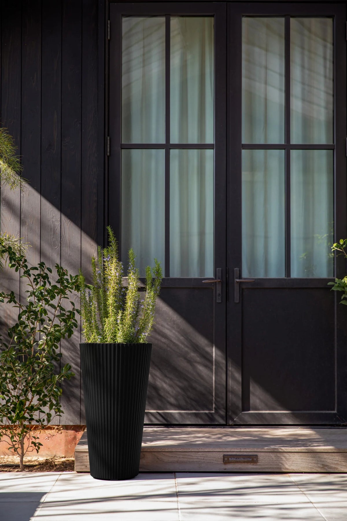 26" Tall Black Plastic-Stone Planter 2 Pack I190