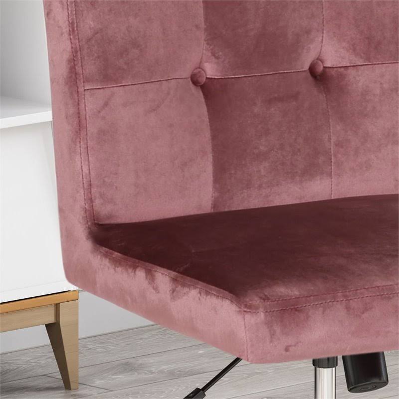 Blush Tufted Swivel Chair V464