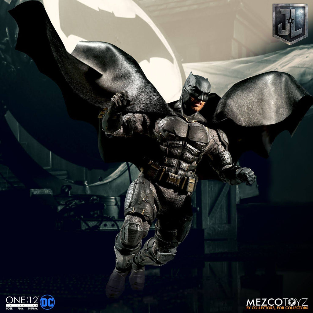 Tactical Suit Batman Action Figure S924121