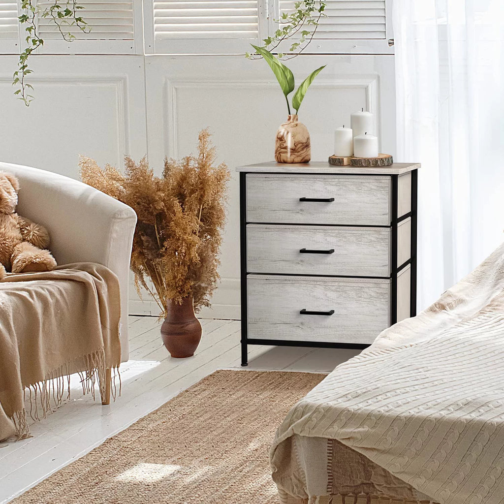 3 Drawer Nightstand M7630