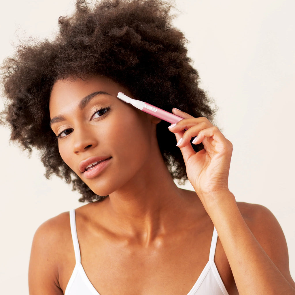 Battery-Operated Personal Hair Trimmer O7267