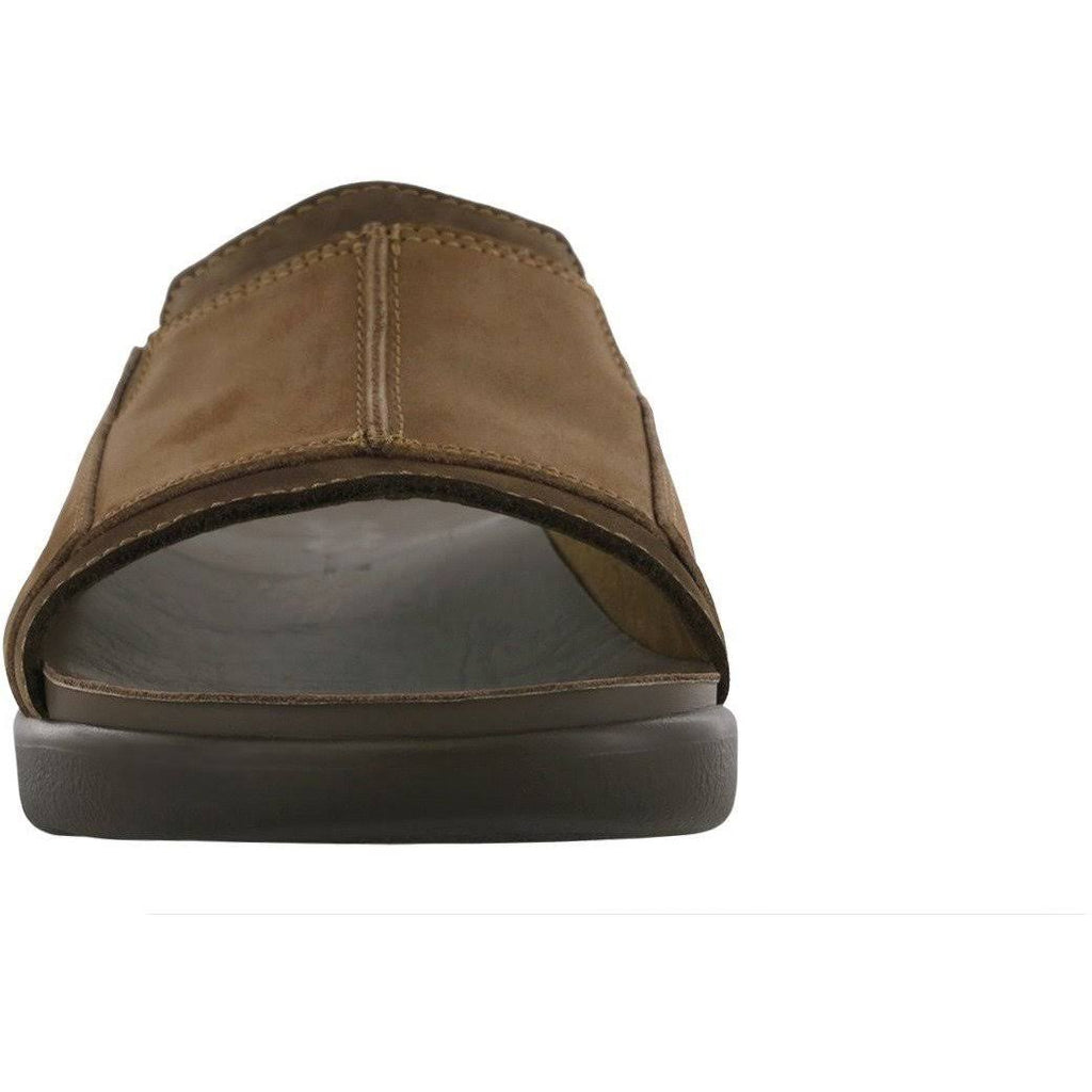 Brown 8.5 Wide Voyage Shoes D738
