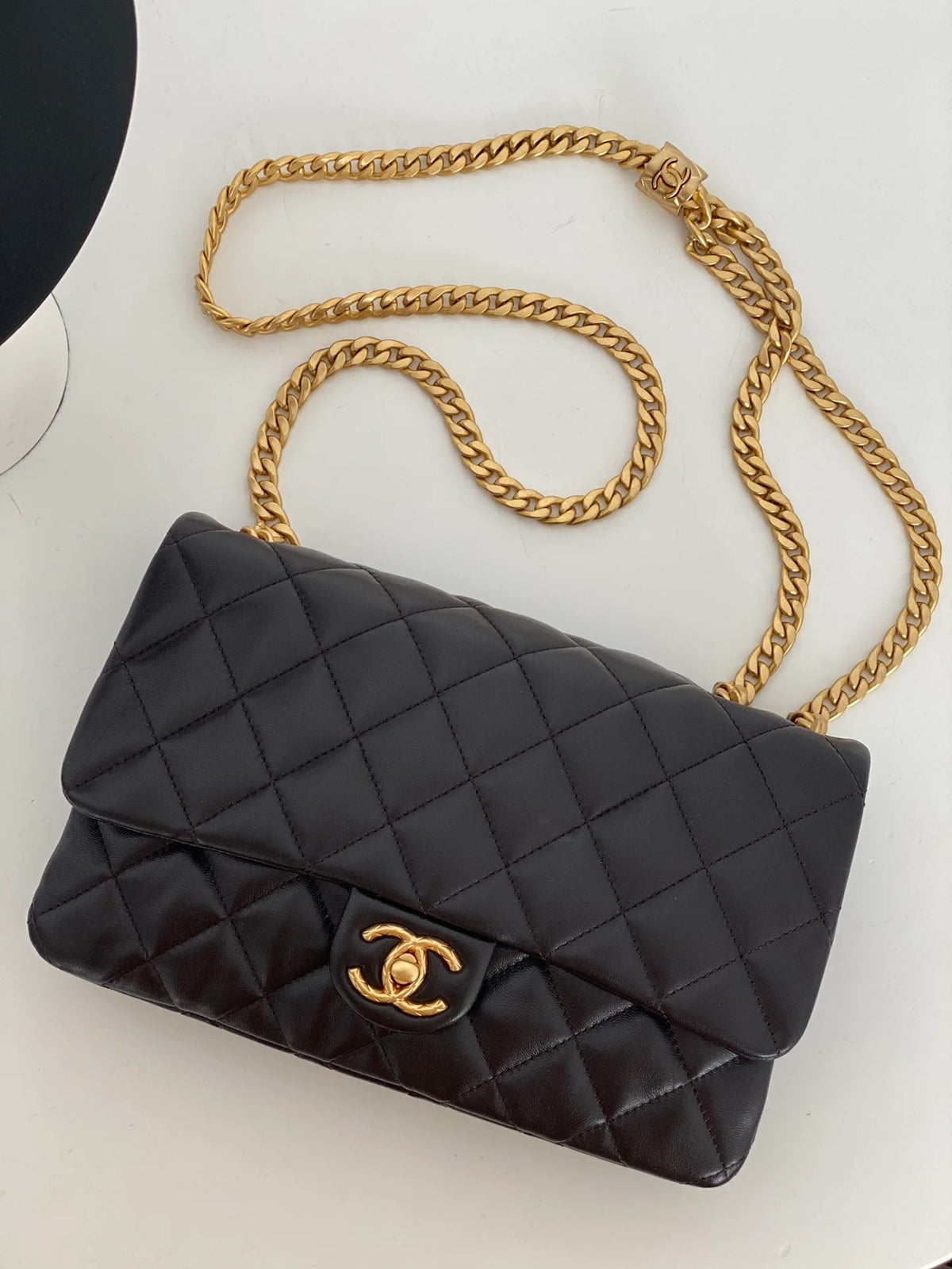 Black Small Flap Bag Q8882