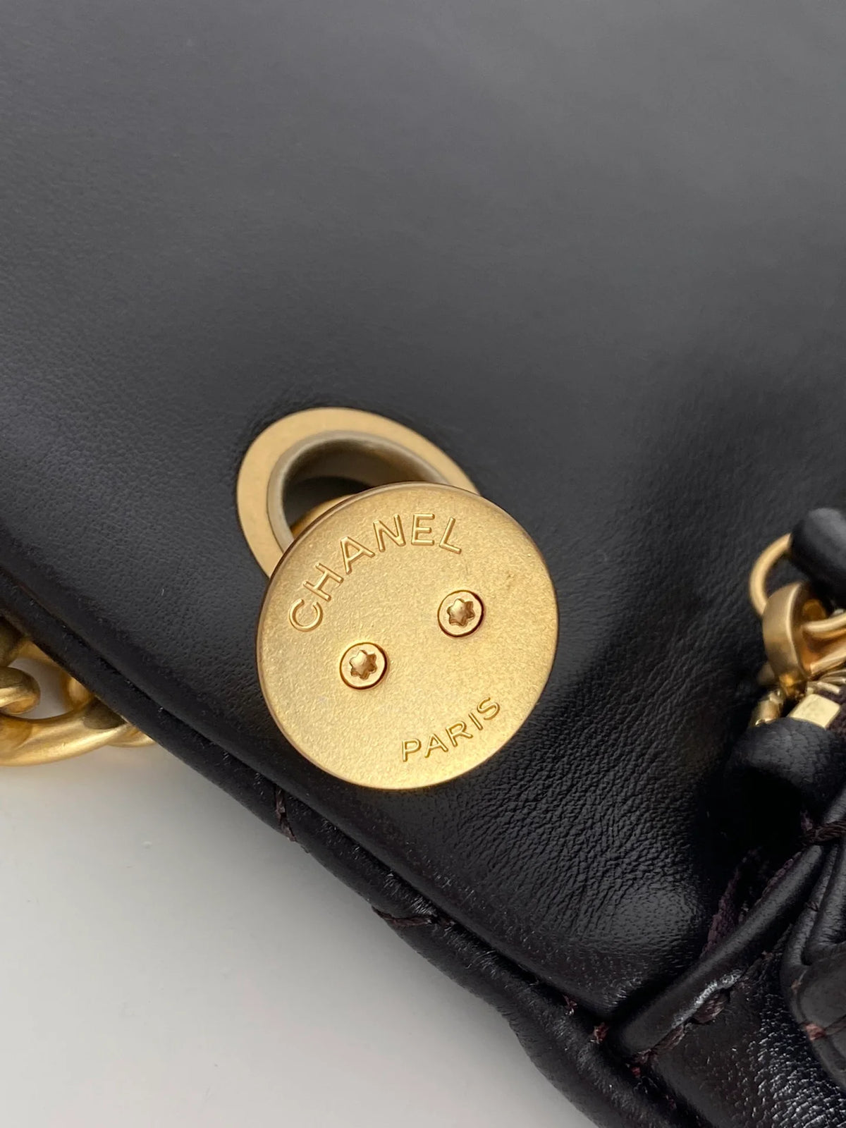 Black Small Flap Bag Q8882